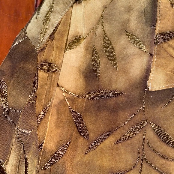 EUC August Max shirt - Picture 6 of 6